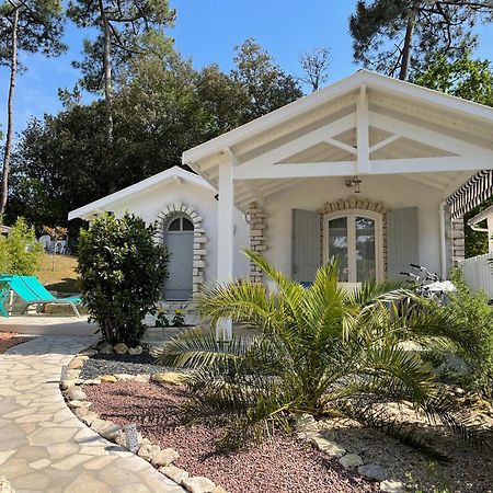 Adorable petite maison à 400m de la mer Saint-Georges-de-Didonne Exterior foto