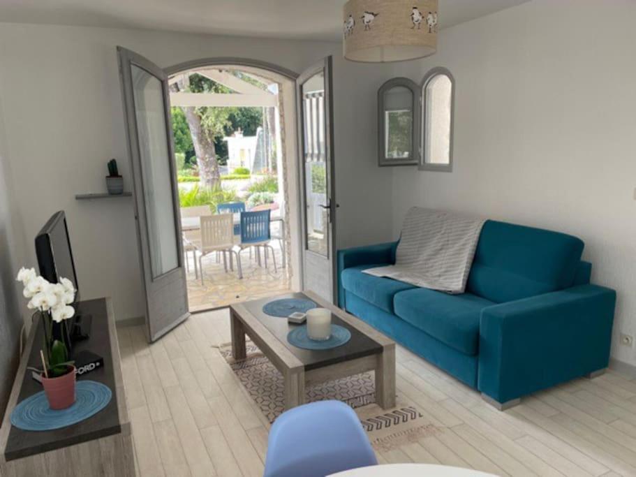 Adorable petite maison à 400m de la mer Saint-Georges-de-Didonne Exterior foto